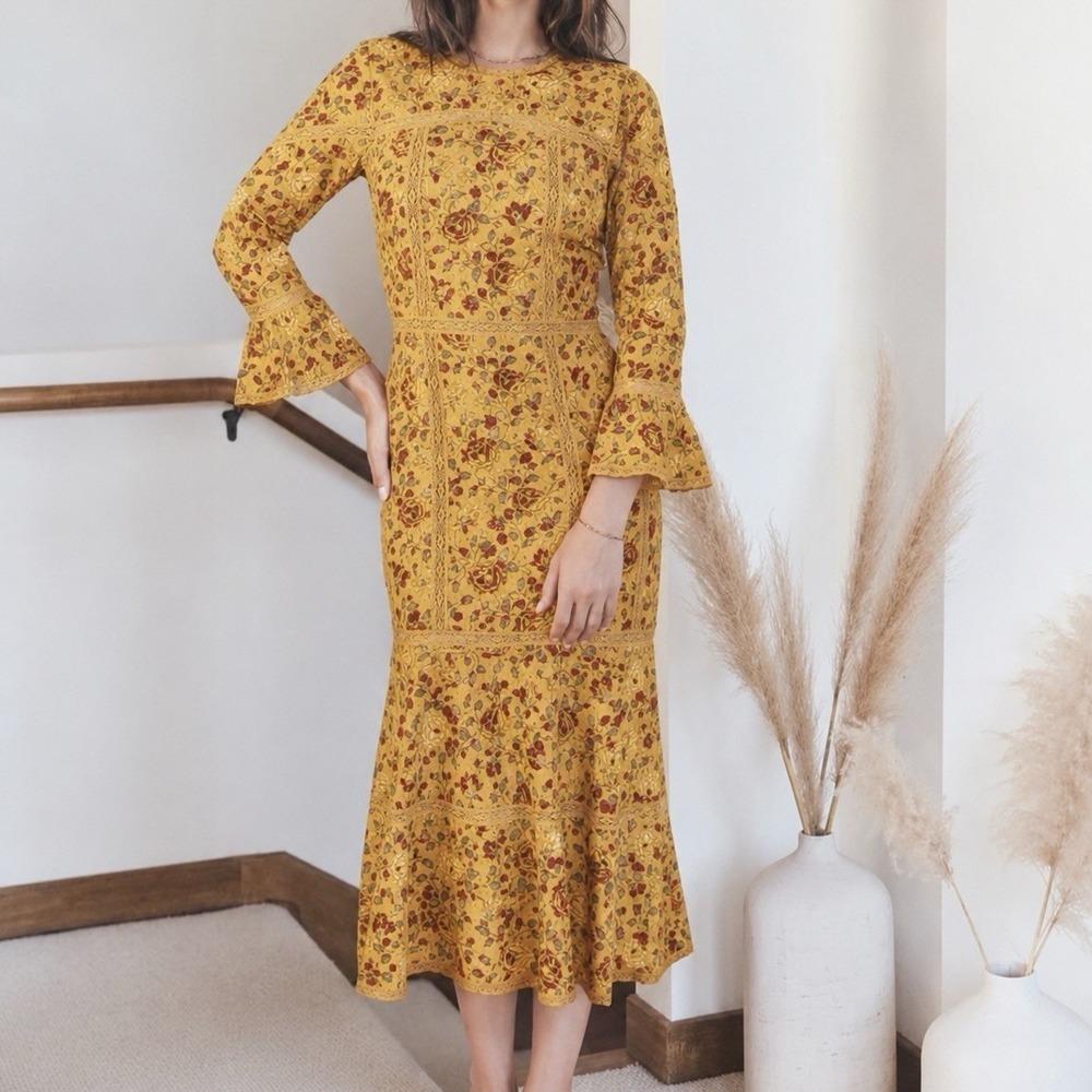 EDDY Tina Fluted Pencil Dress Golden Marguerite & Chili Floral Print Sz 10